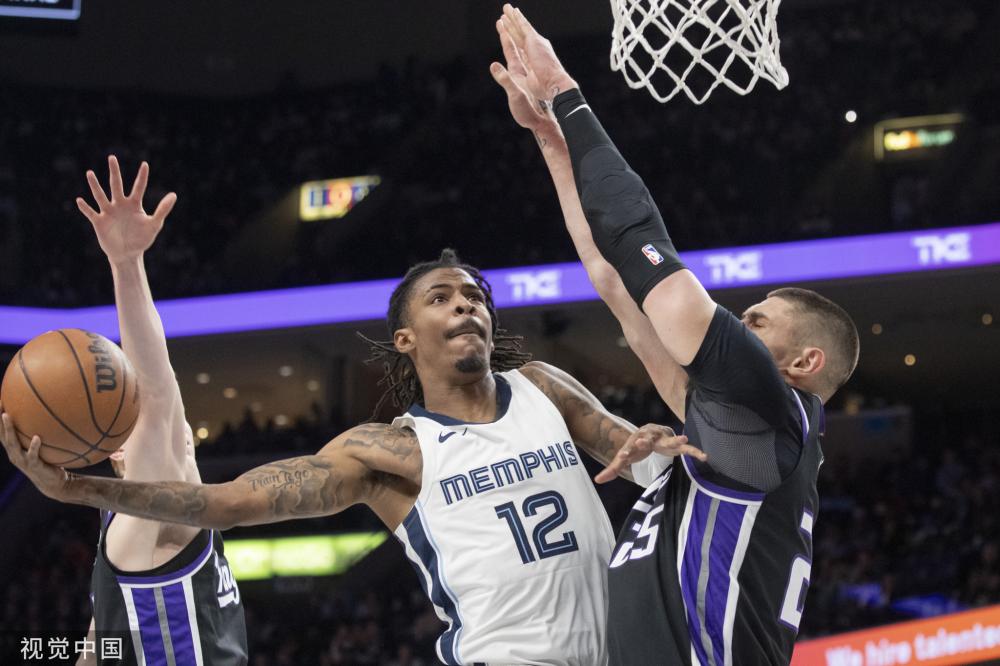 伍时表现出 伍时表现出