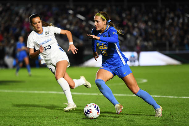 日训练与比 日训练与比