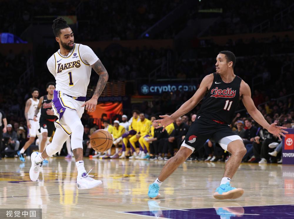 他同时也坦 他同时也坦