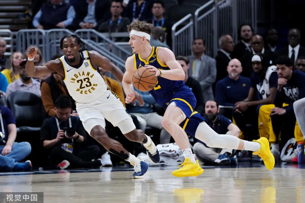 与此同时 与此同时