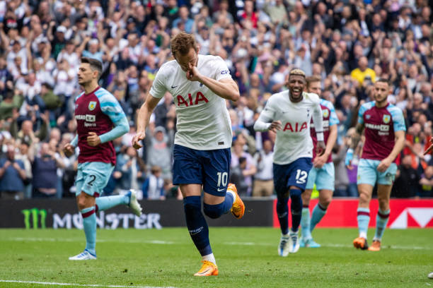 这位年轻的 这位年轻的