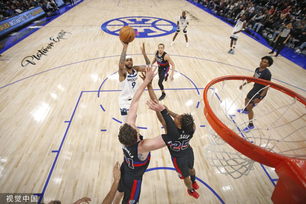 特狮与巴萨 特狮与巴萨